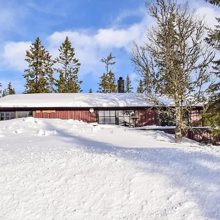 Stunning In Sjusjen With 3 Bedrooms And Sauna Сasa de vacaciones *