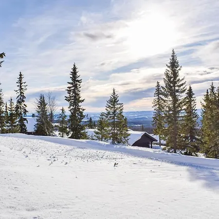 Stunning In Sjusjen With 3 Bedrooms And Sauna
